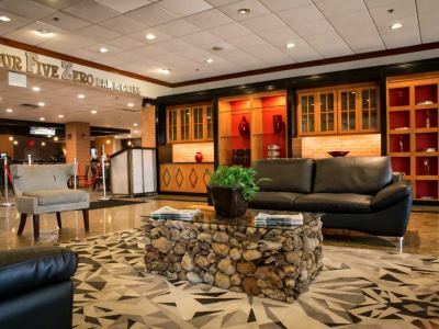 Ramada Plaza By Wyndham Downtown Capitol Park Hotel 3*