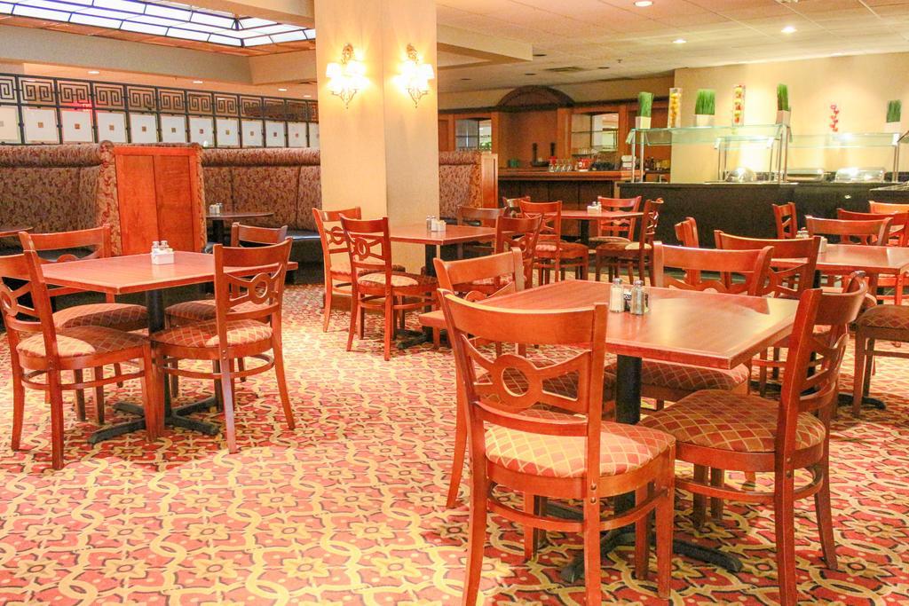 Ramada Plaza By Wyndham Downtown Capitol Park 3* Atlanta